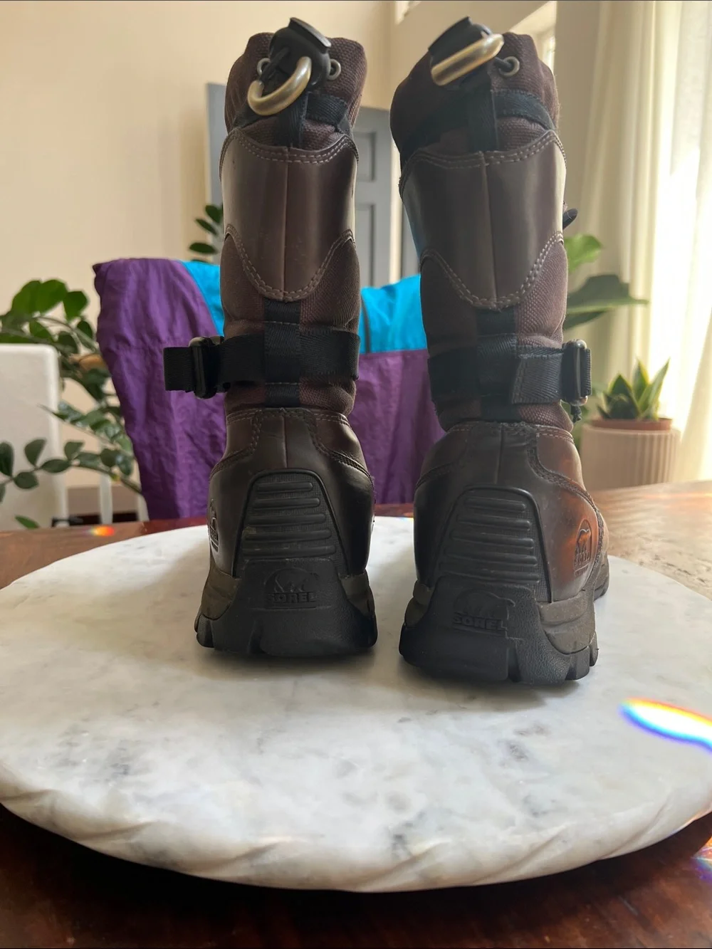 Sorel full tilt